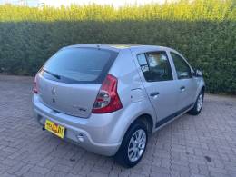 RENAULT - SANDERO - 2009/2010 - Prata - R$ 27.900,00