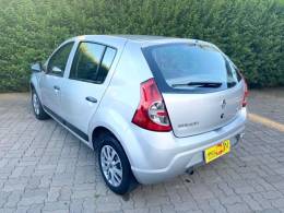 RENAULT - SANDERO - 2009/2010 - Prata - R$ 27.900,00