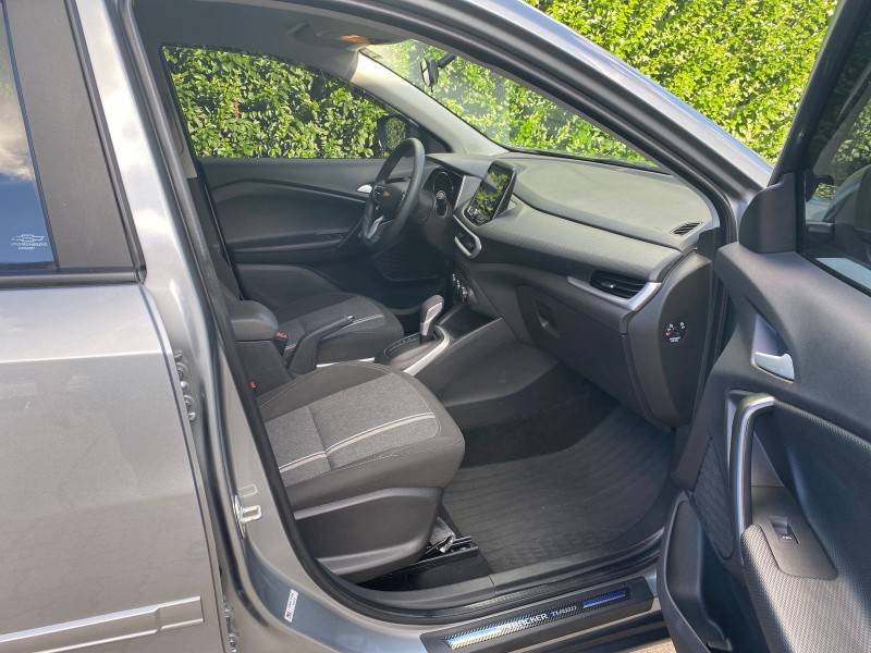CHEVROLET - TRACKER - 2024/2025 - Prata - R$ 109.900,00