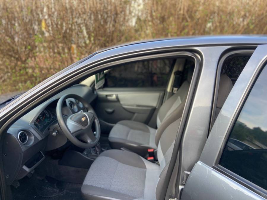 CHEVROLET - CELTA - 2011/2012 - Cinza - R$ 27.900,00