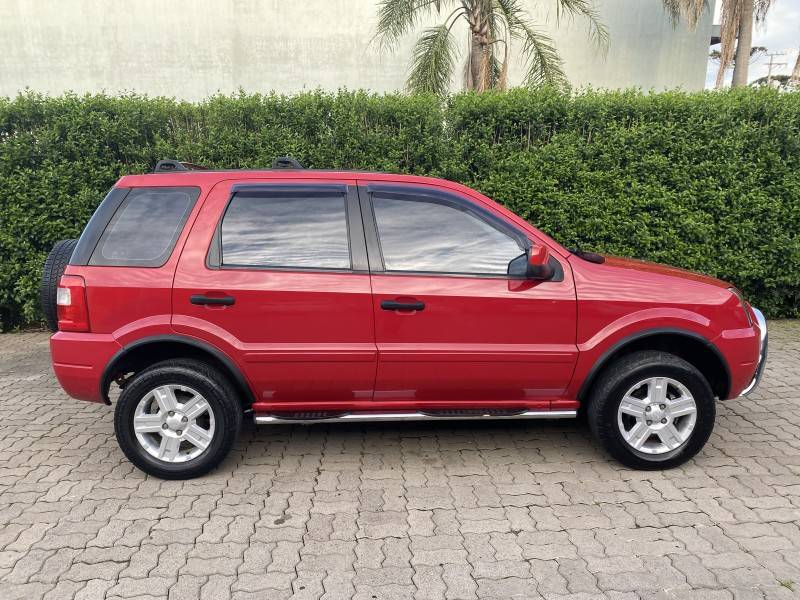 FORD - ECOSPORT - 2006/2007 - Vermelha - R$ 28.900,00
