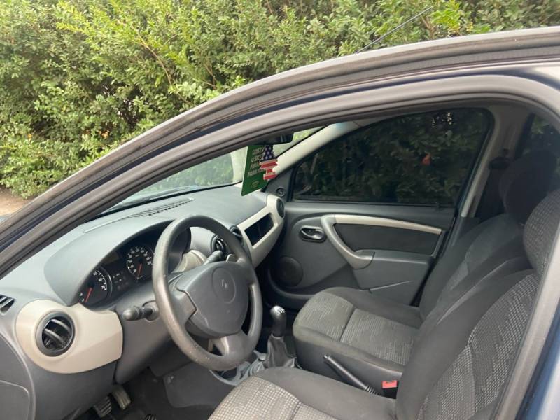 RENAULT - SANDERO - 2009/2009 - Cinza - R$ 27.900,00