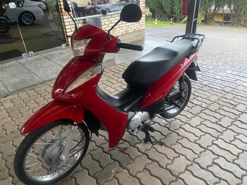 HONDA - BIZ 125 - 2012/2012 - Vermelha - R$ 10.300,00