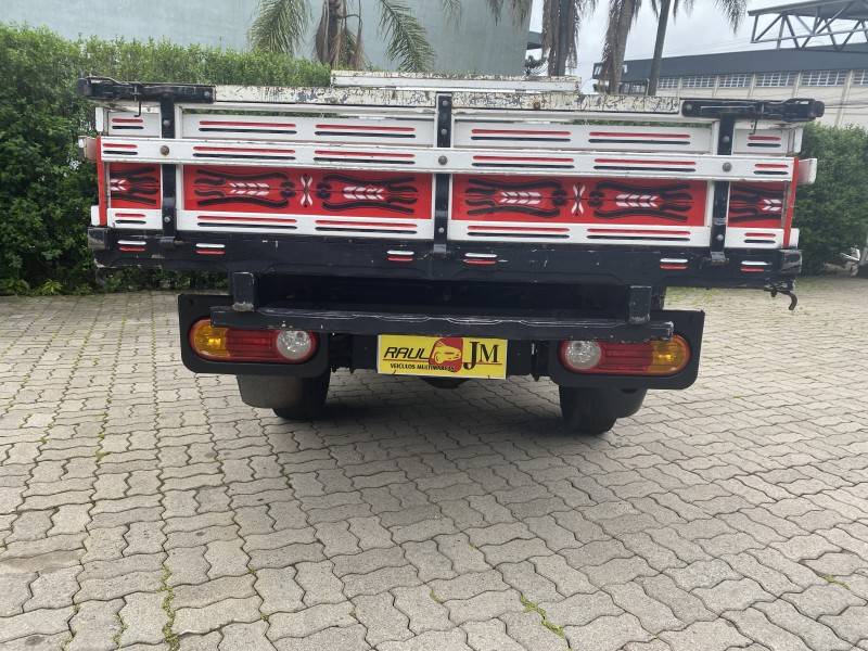 HYUNDAI - HR - 2017/2018 - Branca - R$ 118.900,00