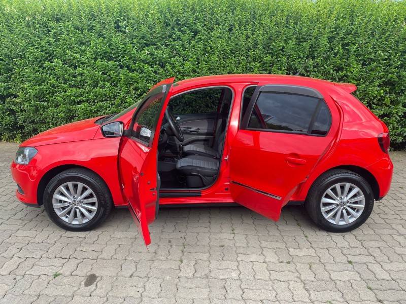 VOLKSWAGEN - GOL - 2012/2013 - Vermelha - R$ 42.900,00