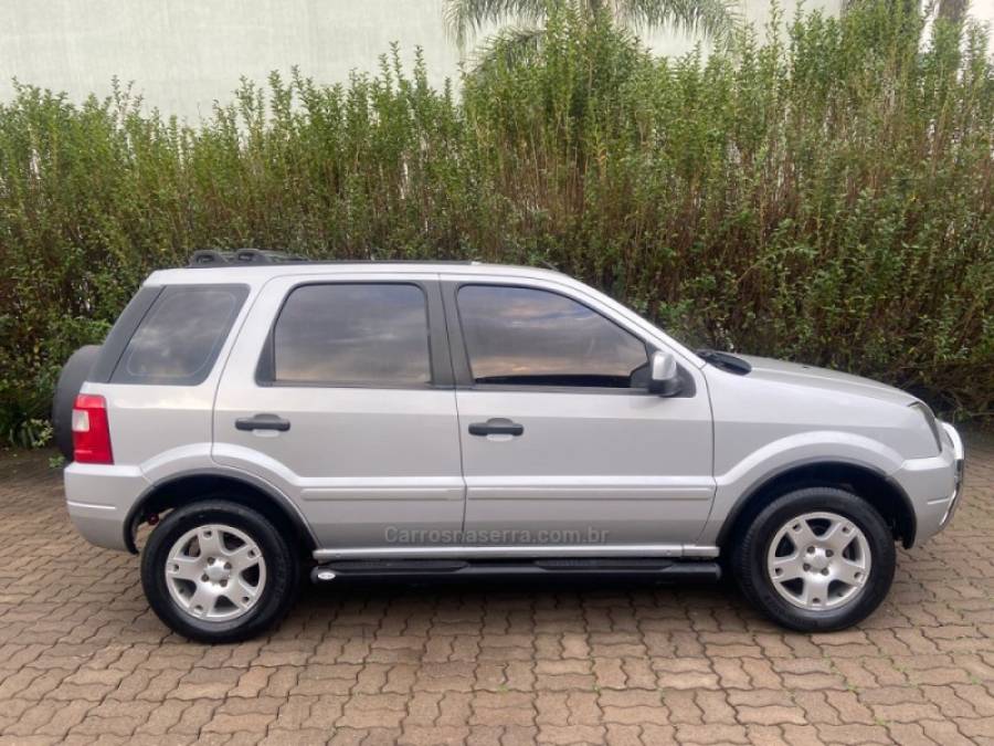 FORD - ECOSPORT - 2004/2004 - Prata - R$ 27.900,00