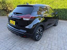 NISSAN - KICKS - 2022/2023 - Preta - R$ 103.900,00