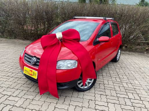 VOLKSWAGEN - FOX - 2009/2010 - Vermelha - R$ 27.900,00