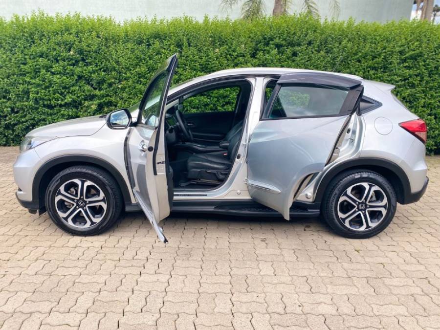 HONDA - HR-V - 2015/2016 - Prata - R$ 88.900,00