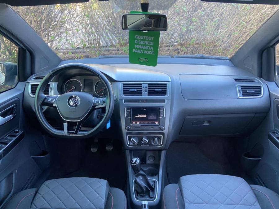 VOLKSWAGEN - FOX - 2019/2020 - Branca - R$ 67.900,00