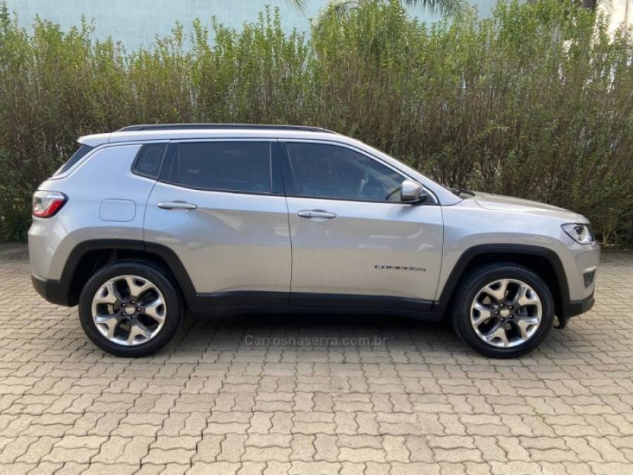 JEEP - COMPASS - 2018/2019 - Prata - R$ 102.900,00