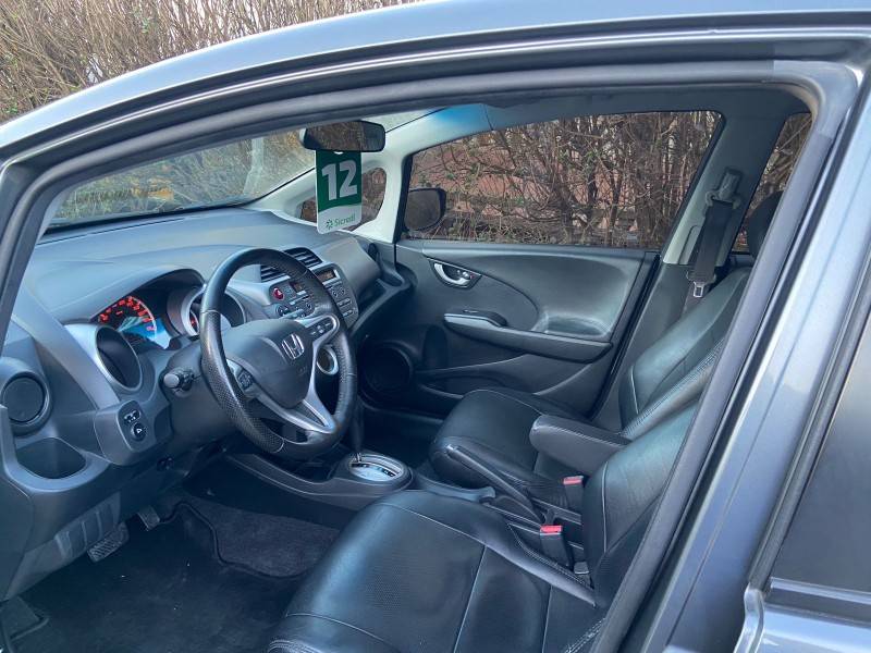 HONDA - FIT - 2011/2012 - Cinza - R$ 51.900,00