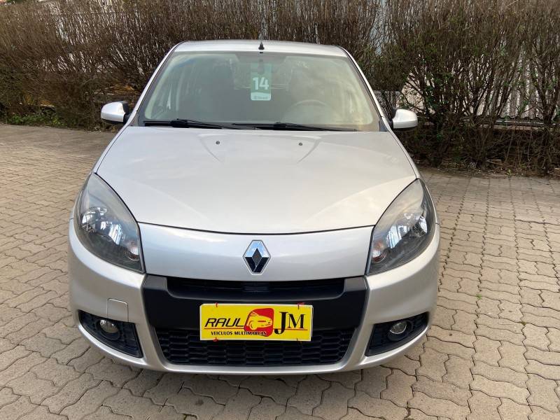 RENAULT - SANDERO - 2013/2014 - Prata - R$ 32.900,00