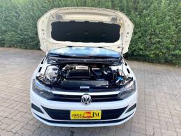 VOLKSWAGEN - POLO - 2018/2019 - Branca - R$ 68.900,00